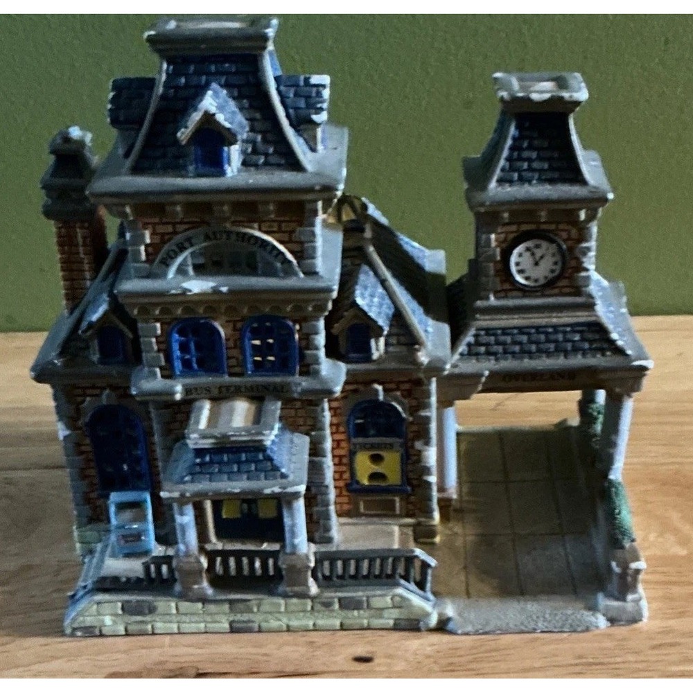 Lemax Port Authority Bus Terminal Building Christmas Village, No Light Or Box